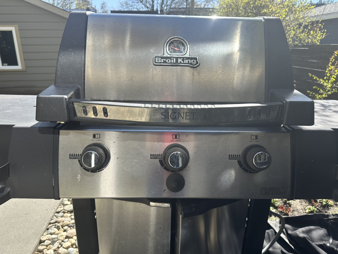 Broil King BBQ with cover - photo 3