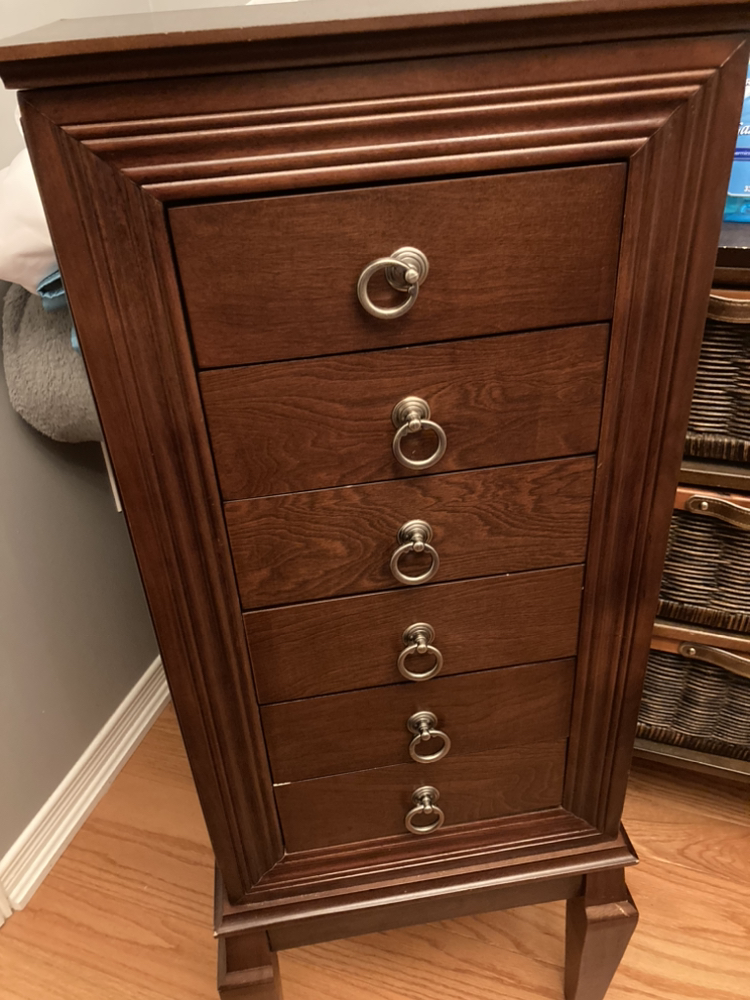 Jewelry organizer/storage
