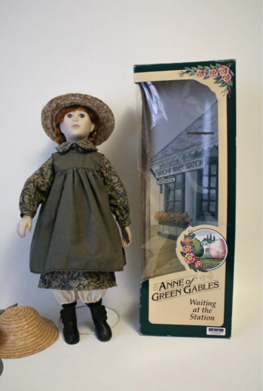 1989 Anne of Green Gables Porcelain Doll thumbnail