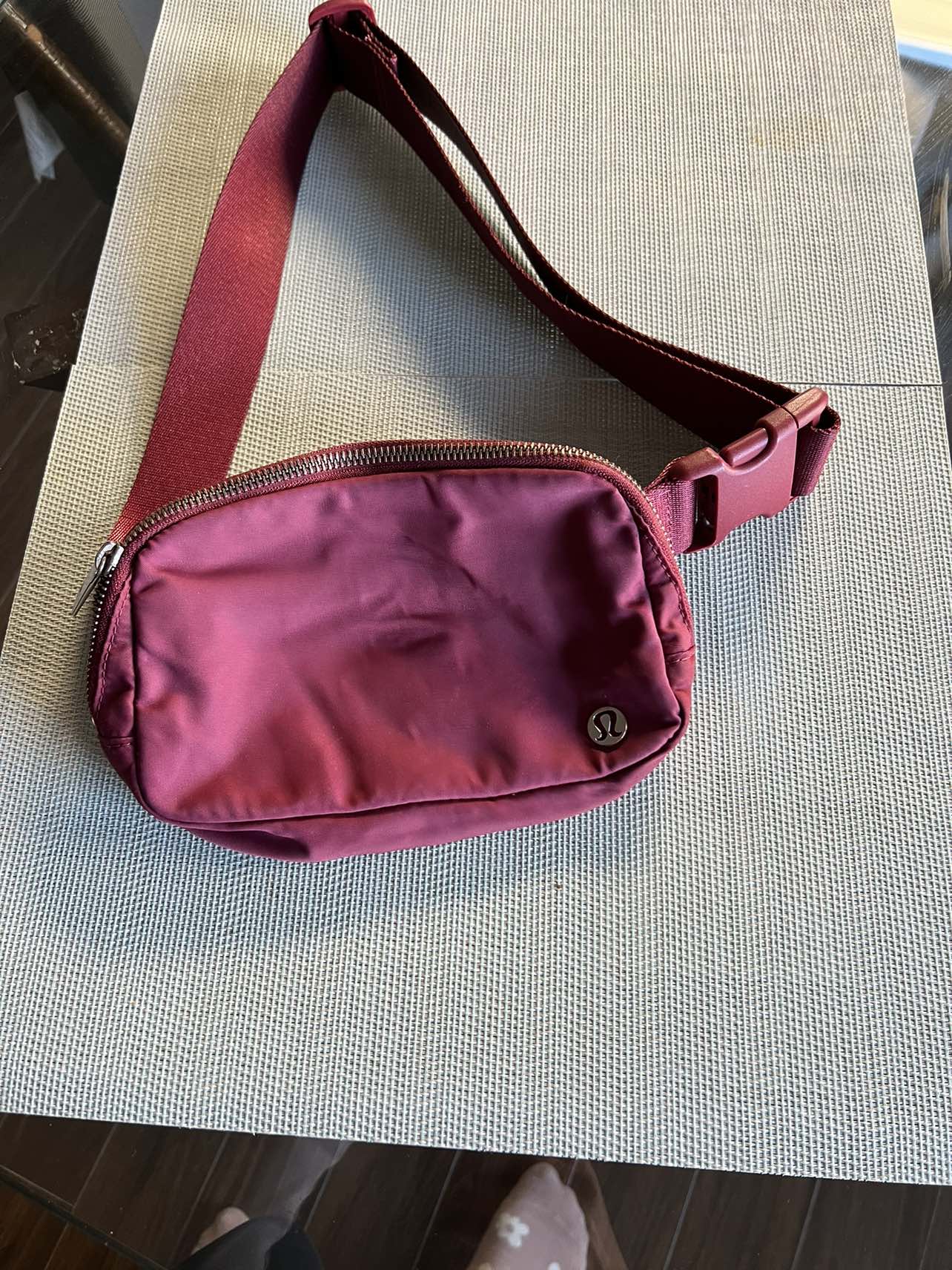 Lululemon belt bag image indicator(3)
