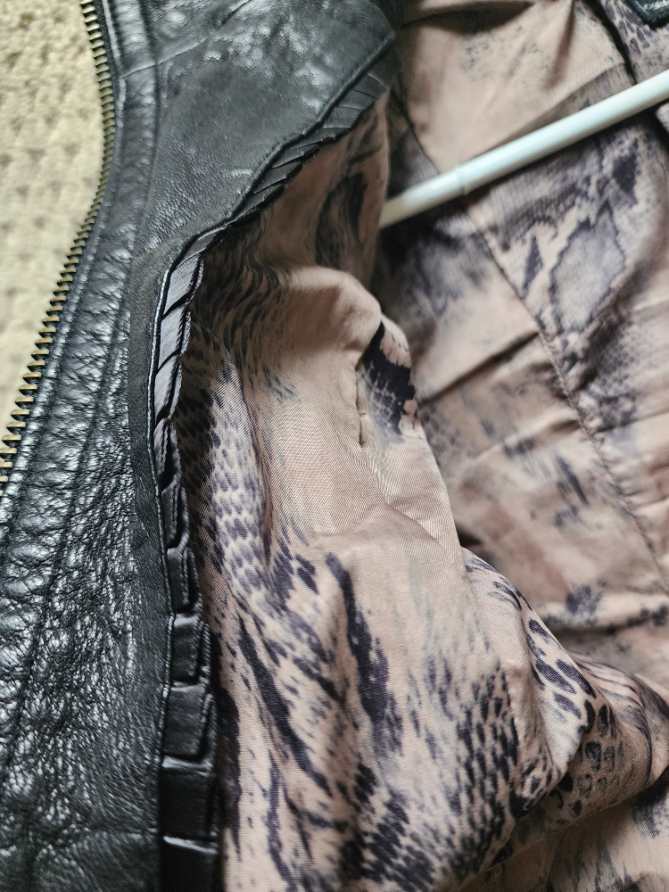 mackage leather jacket image indicator(6)