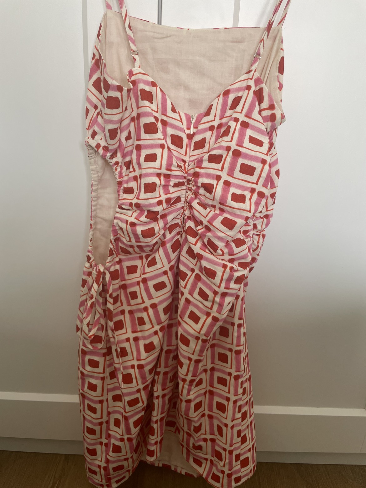 Pink linen Zara dress image indicator(3)