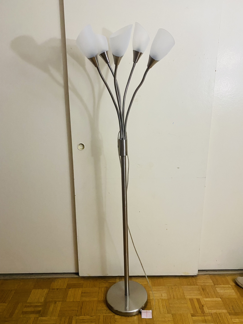 5 heads floor lamp - photo 2