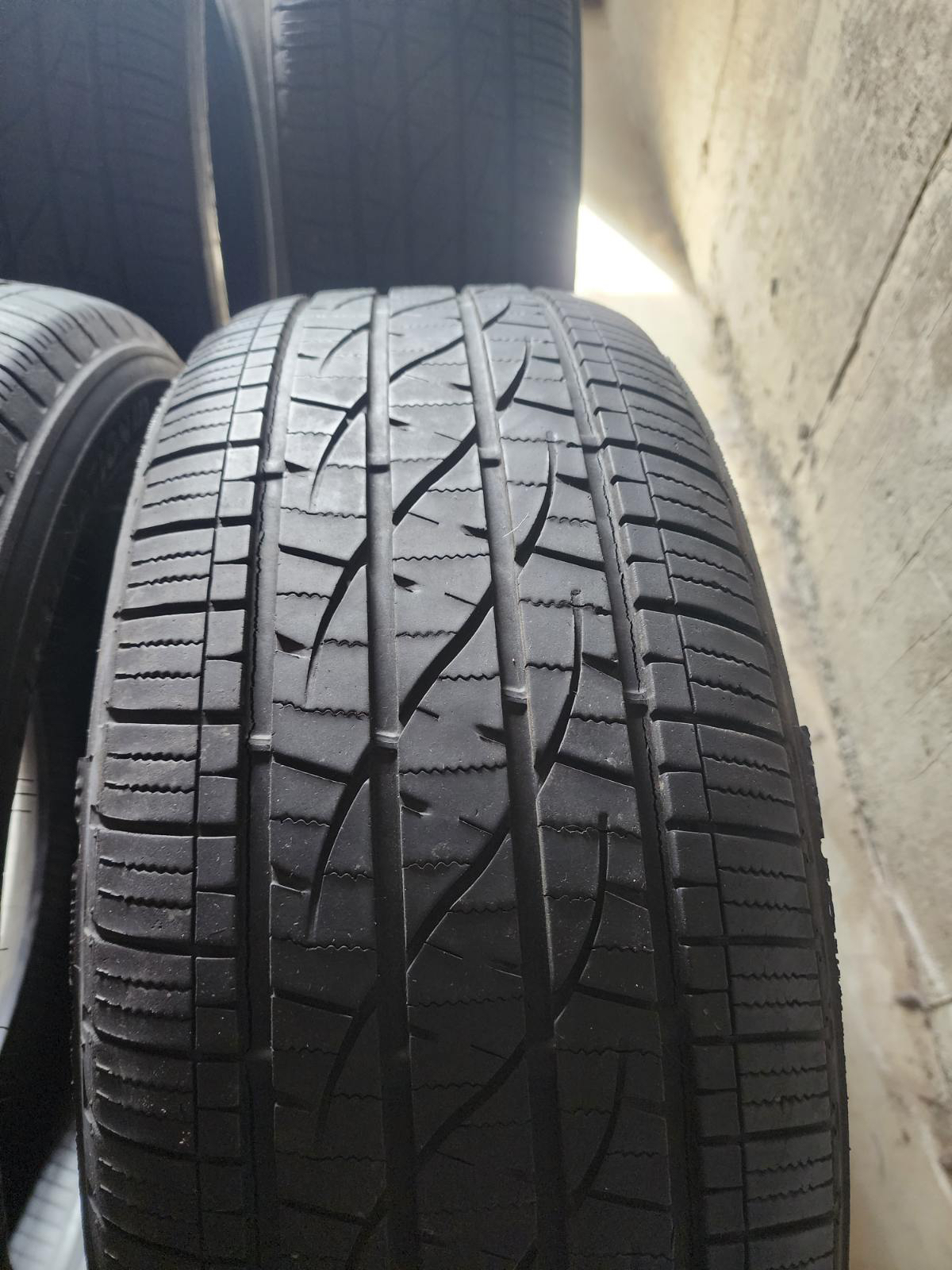 All Season Tires 235/55/R18 - photo 3