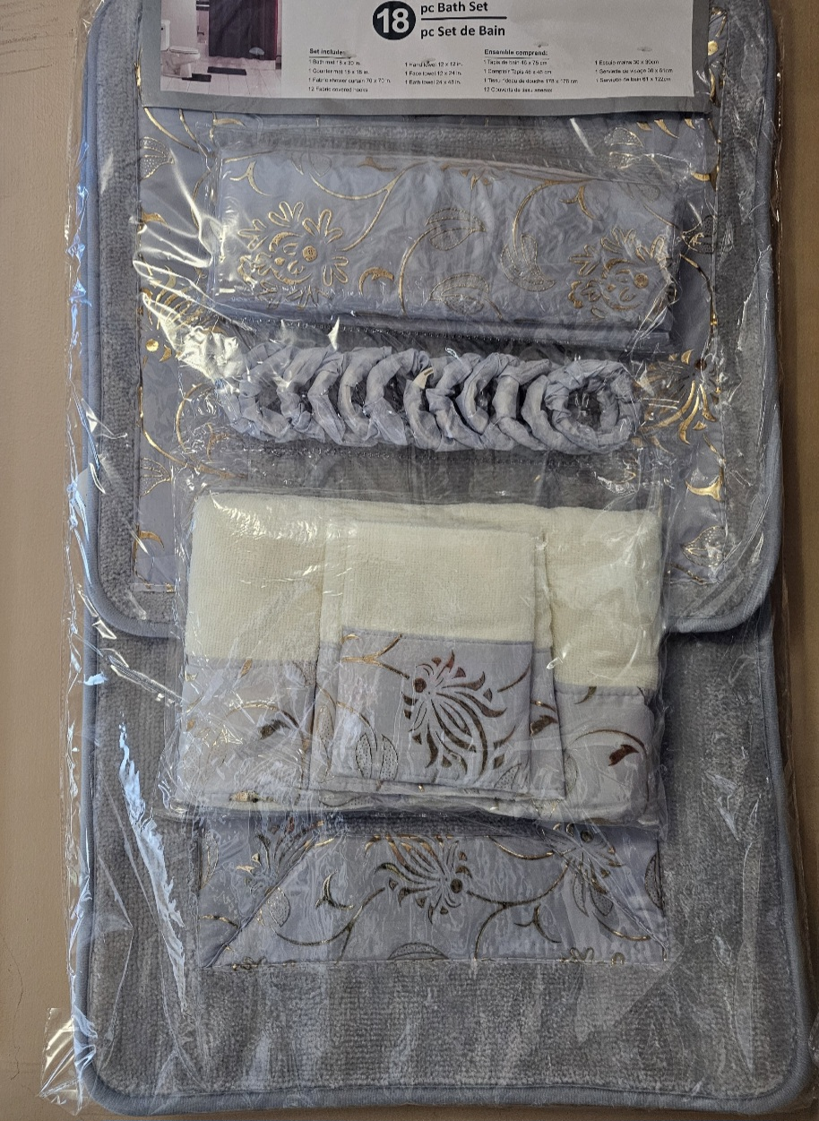 brand new 18-piece bathroom set image indicator(2)