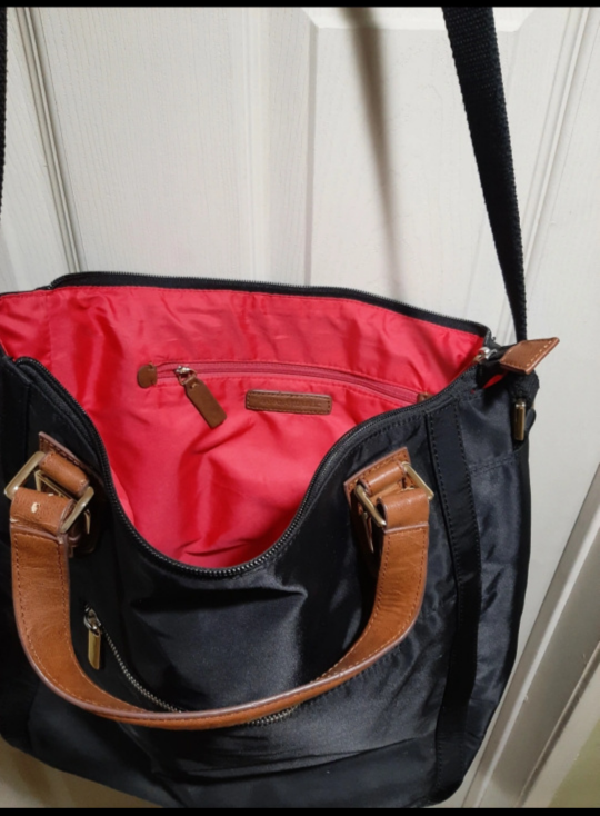 Banana Republic image indicator(6)