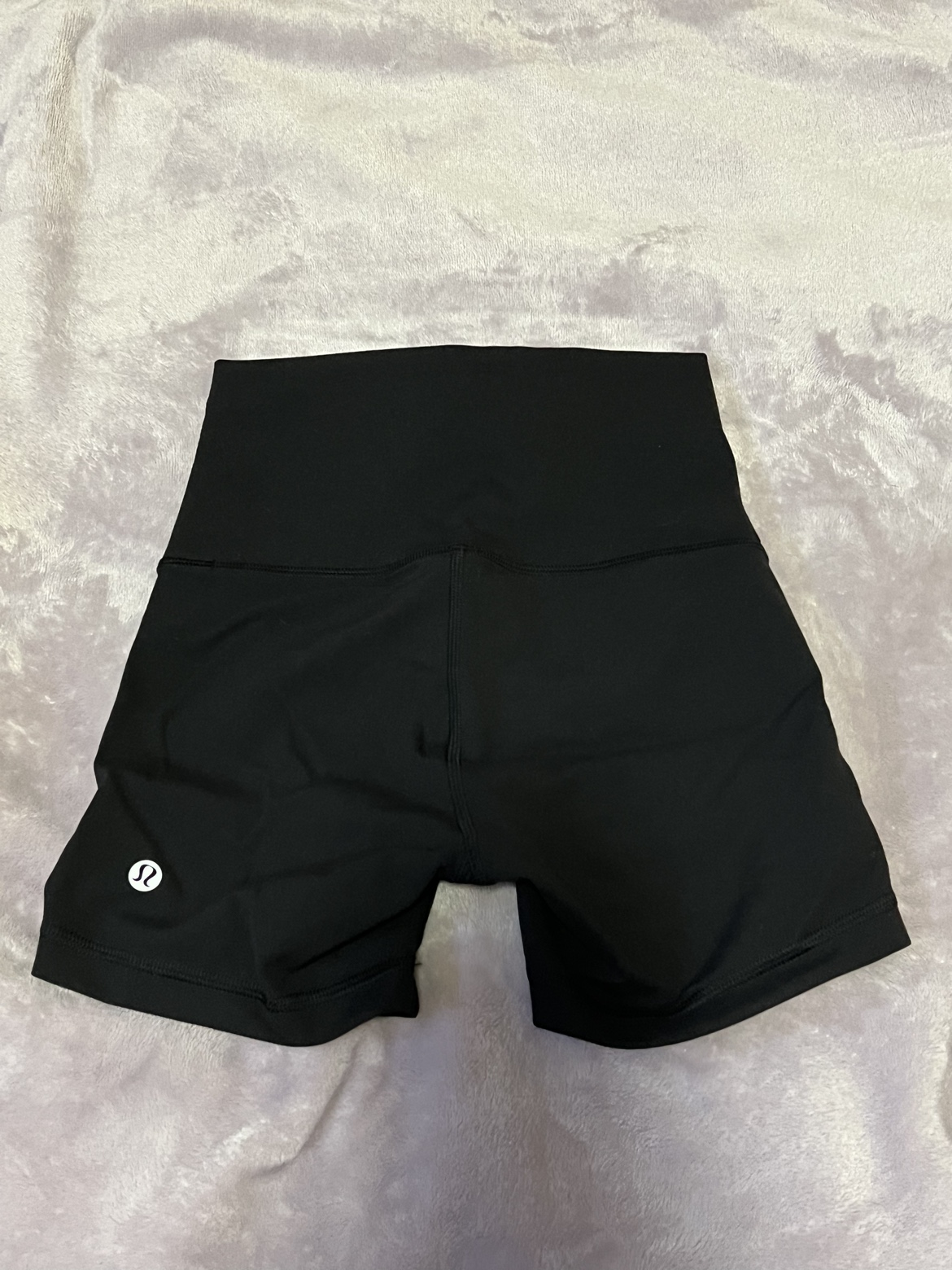 Lululemon - Wunder Train High Rise Shorts 4”
