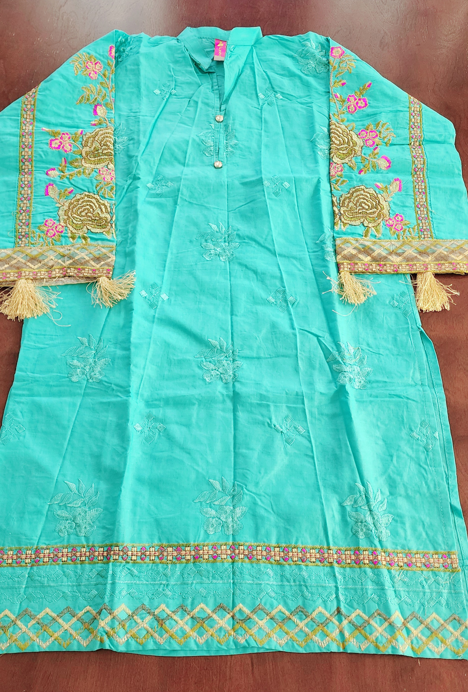 pakistani kurti embroidered