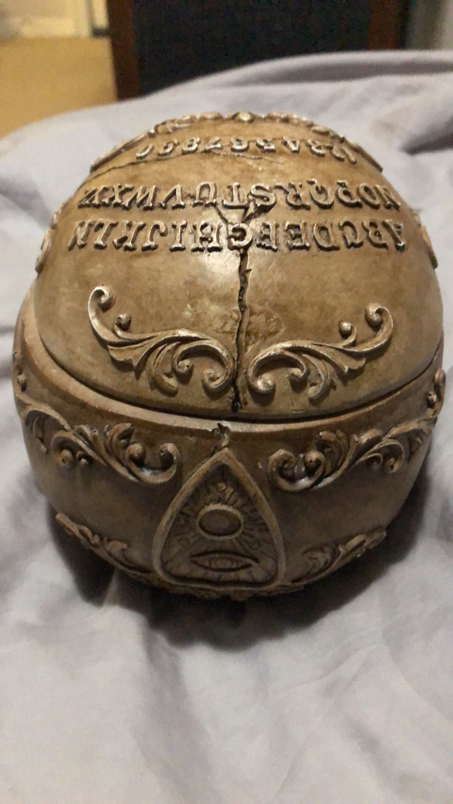 Ouija skull - photo 3