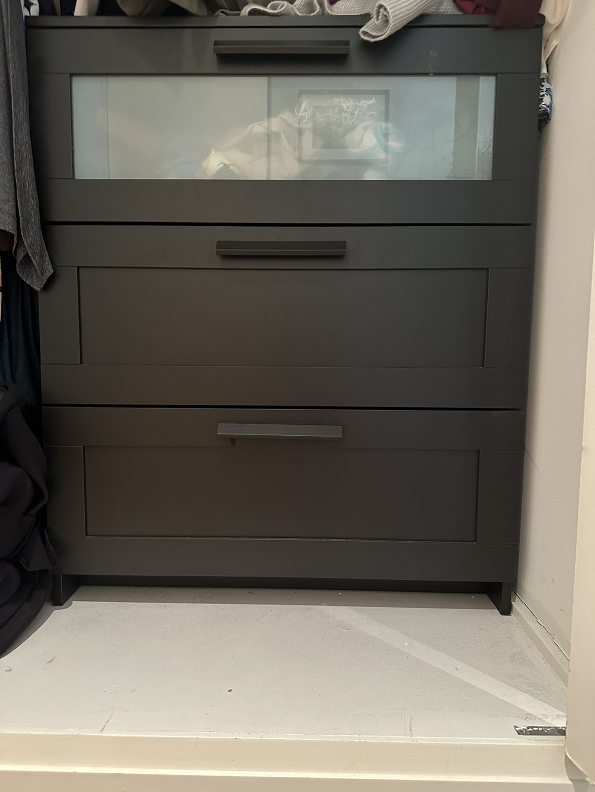 3 drawer chest