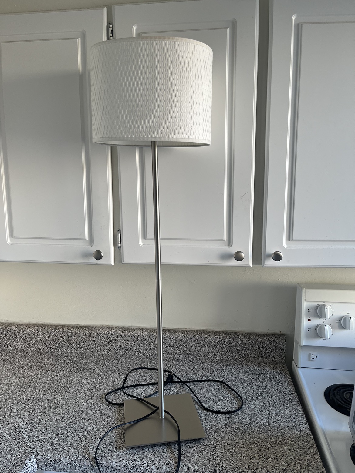 Floor Lamp image indicator(4)