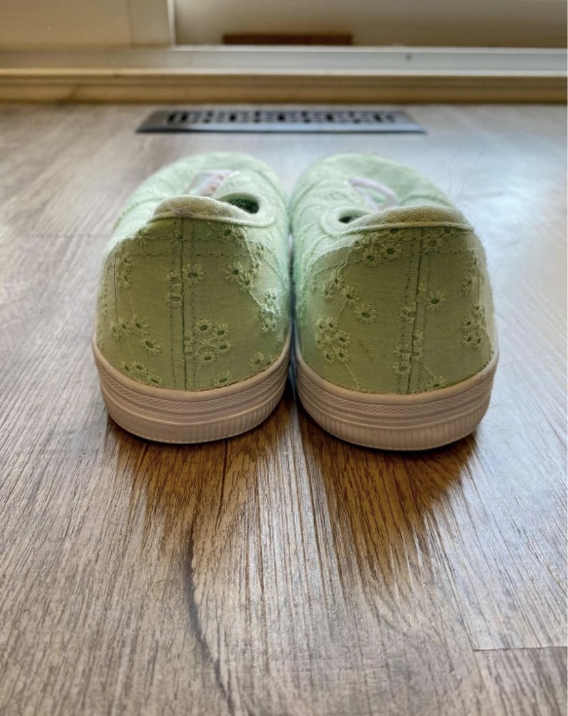 Pastel Green Canvas Women’s Shoe image indicator(3)