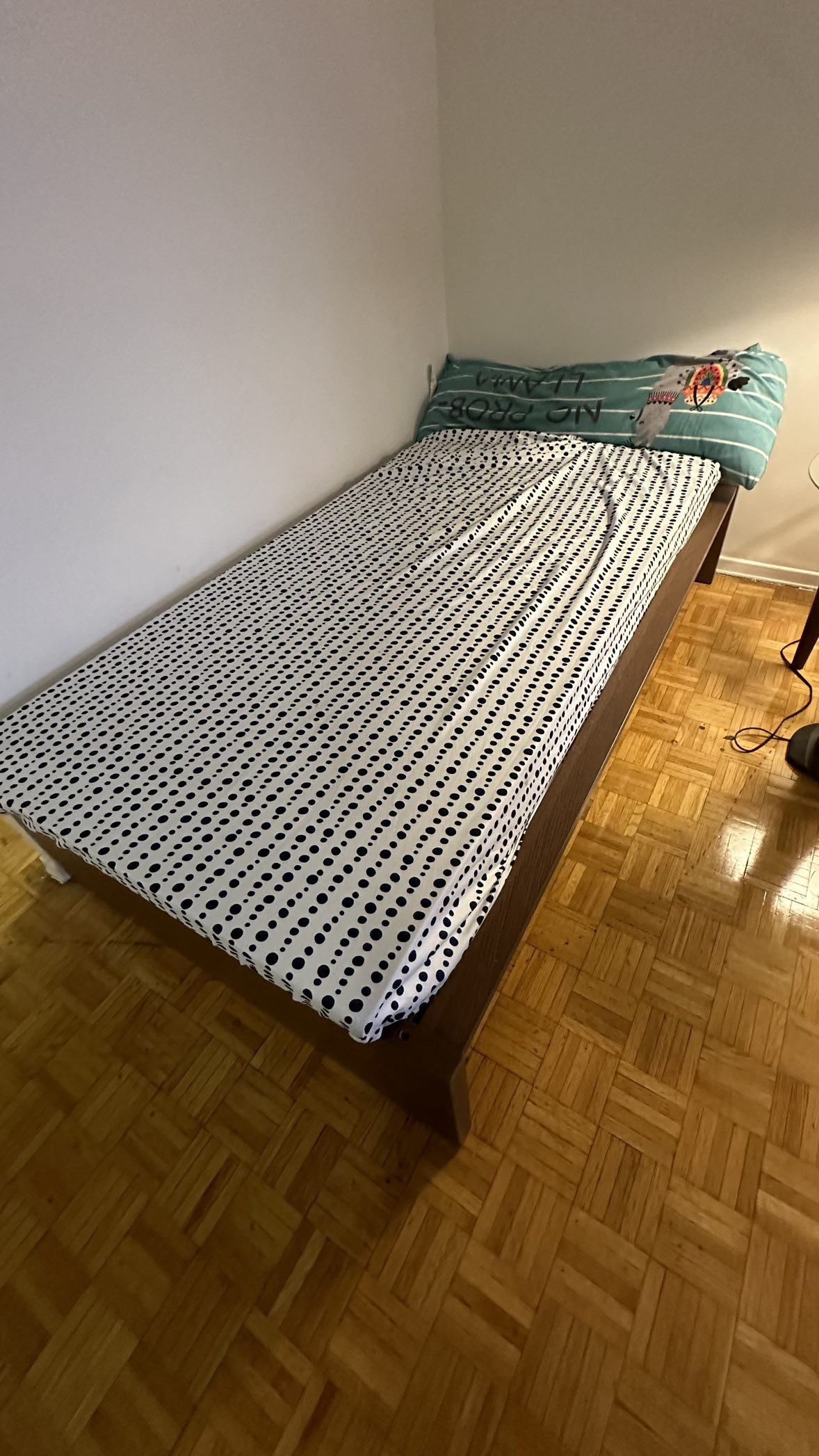 Single Bed Frame with Ikea Mattress