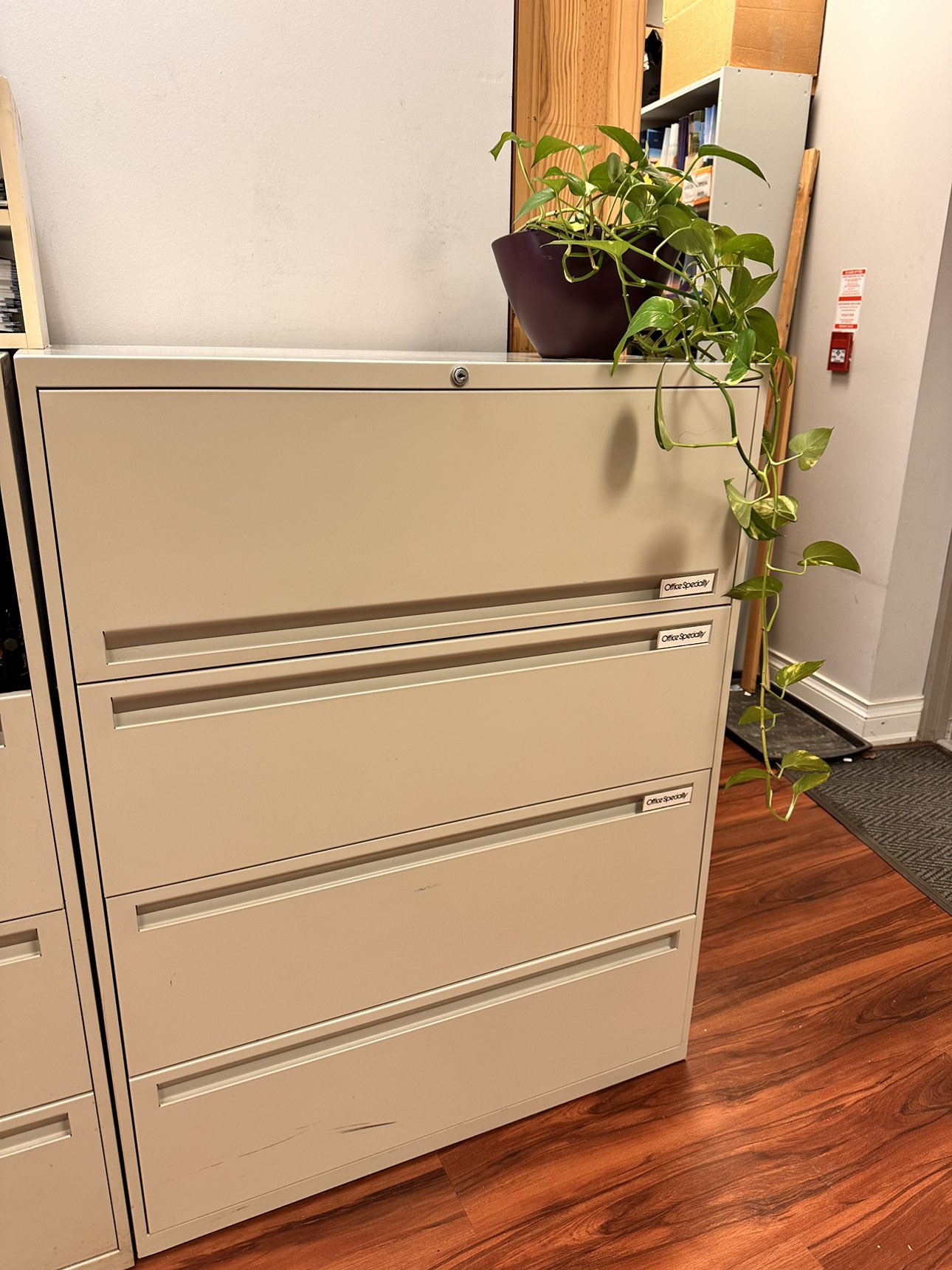 Large 4 drawer filing cabinet, excellent condition