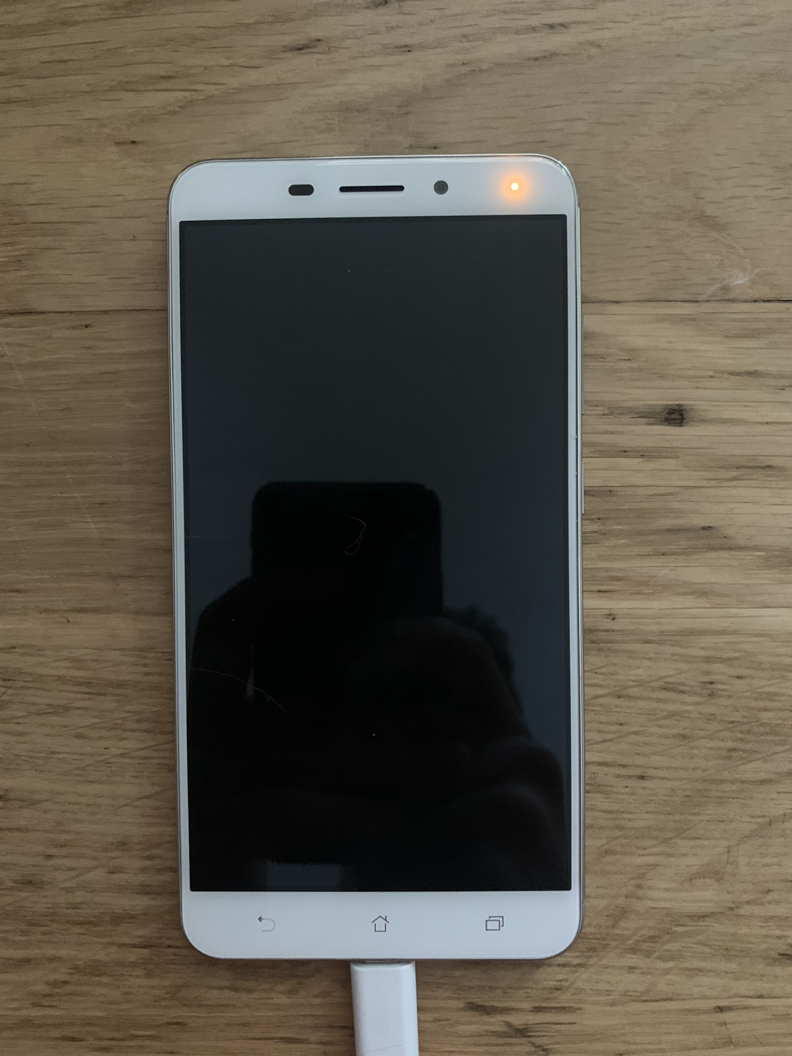 Asus ZenFone 3 Laser 2/3 - photo 2