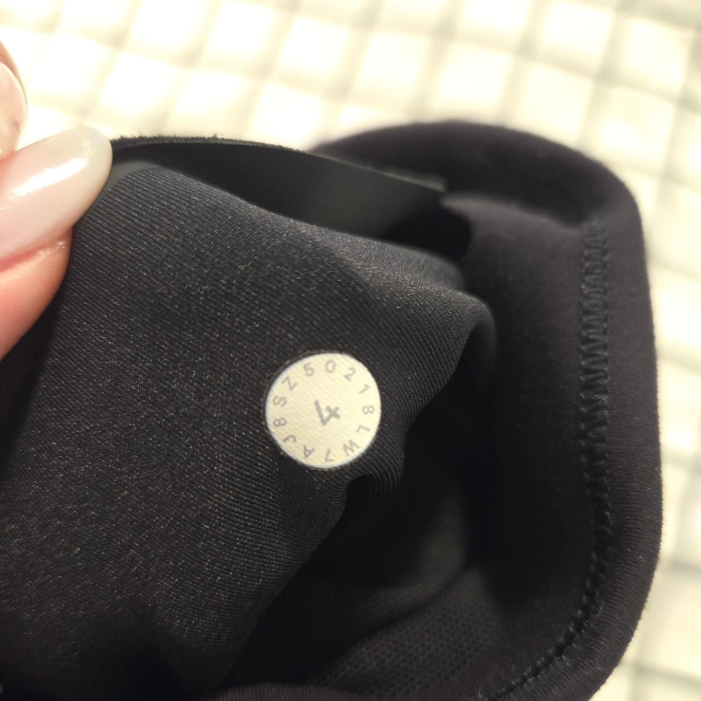 Lululemon biker shorts image indicator(5)