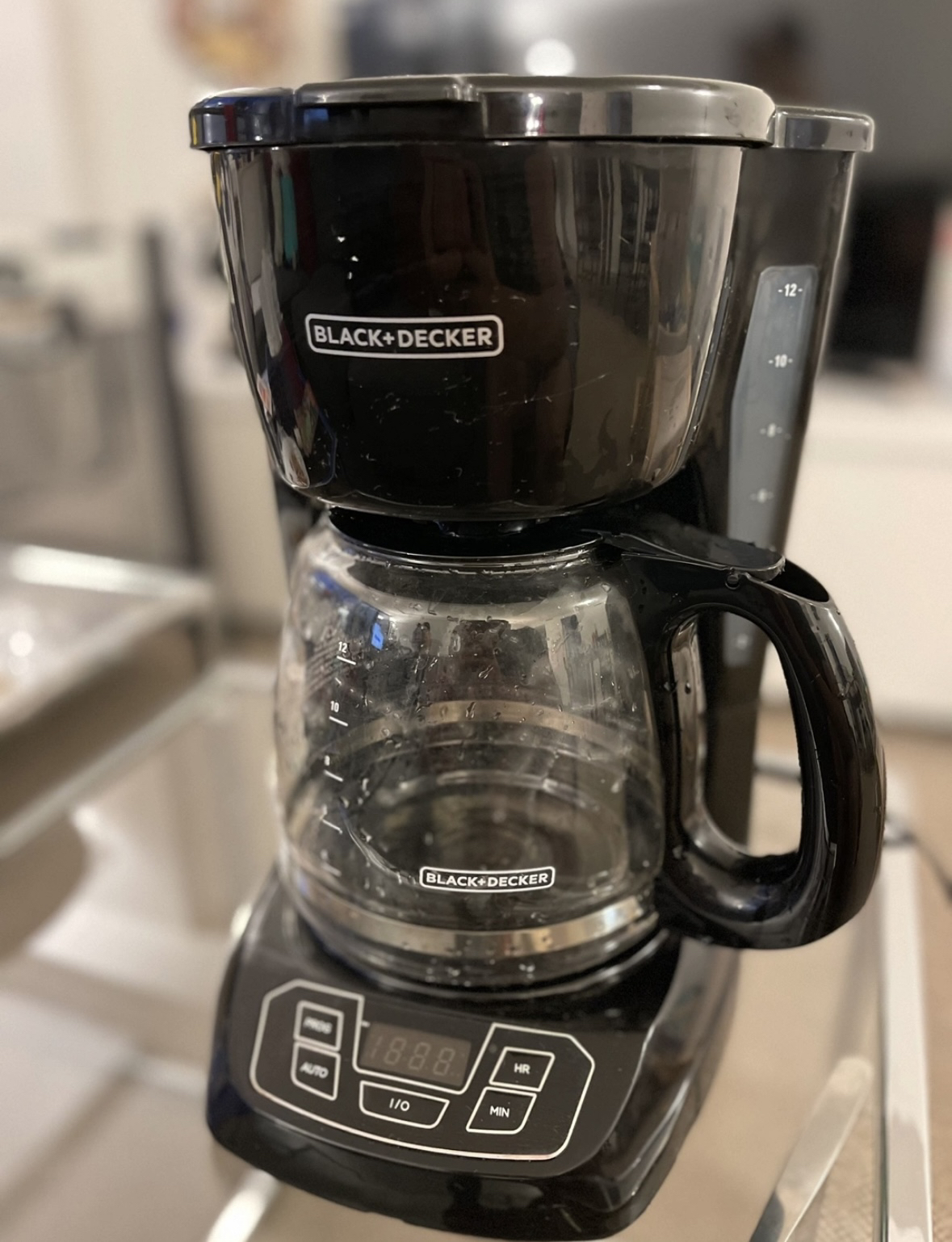 Black and Decker Coffee Machine - MOVE OUT SALE thumbnail