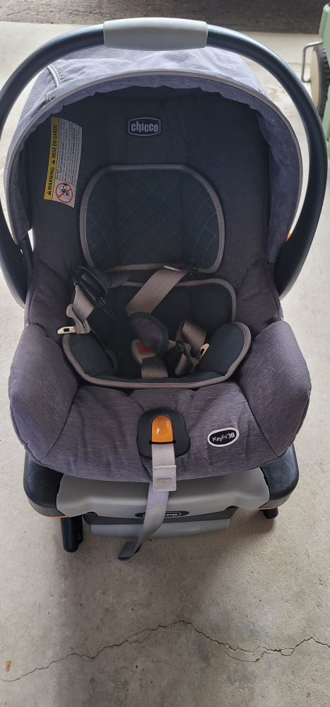 baby car seat.