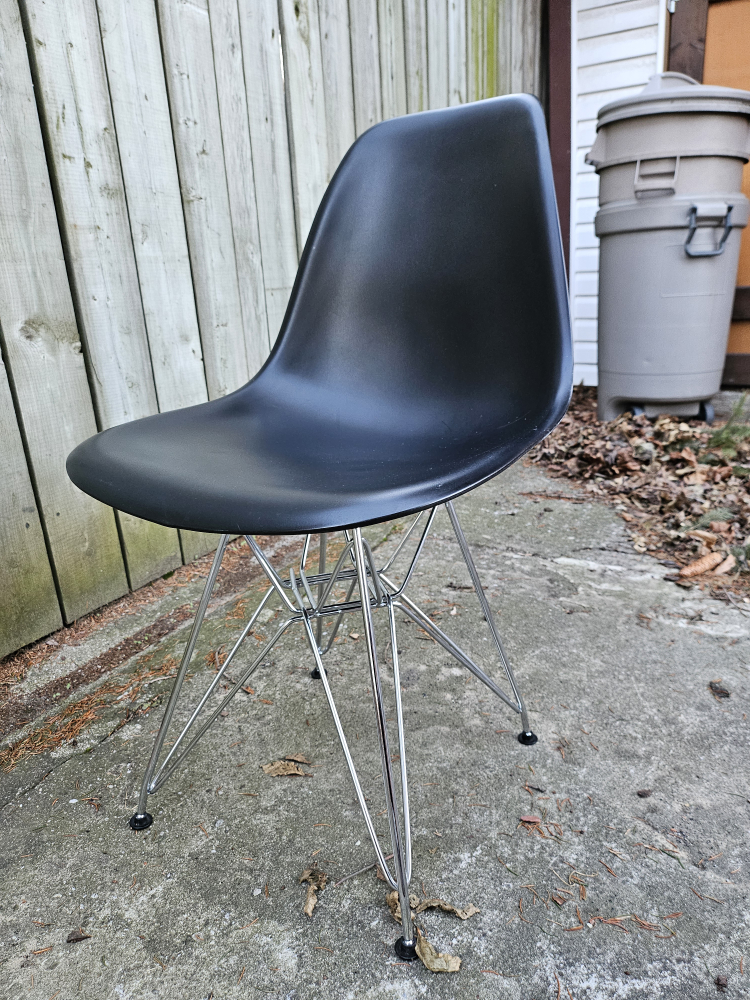 Dynamic ikea chairs