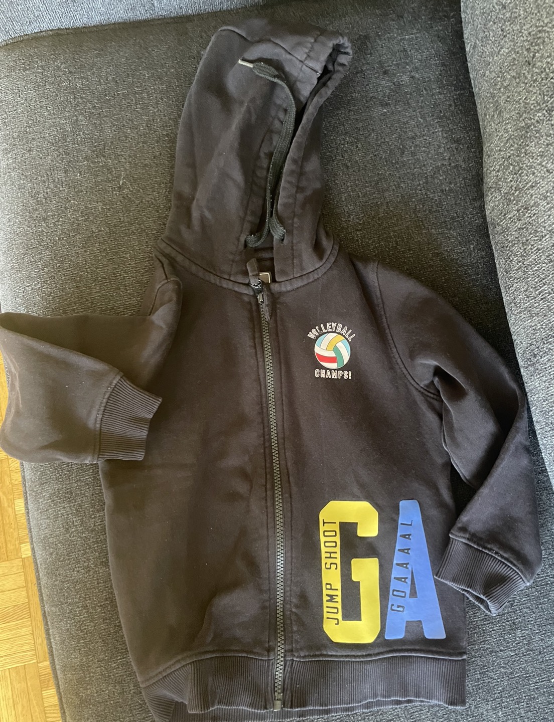 Kids hoodie jacket image indicator(2)