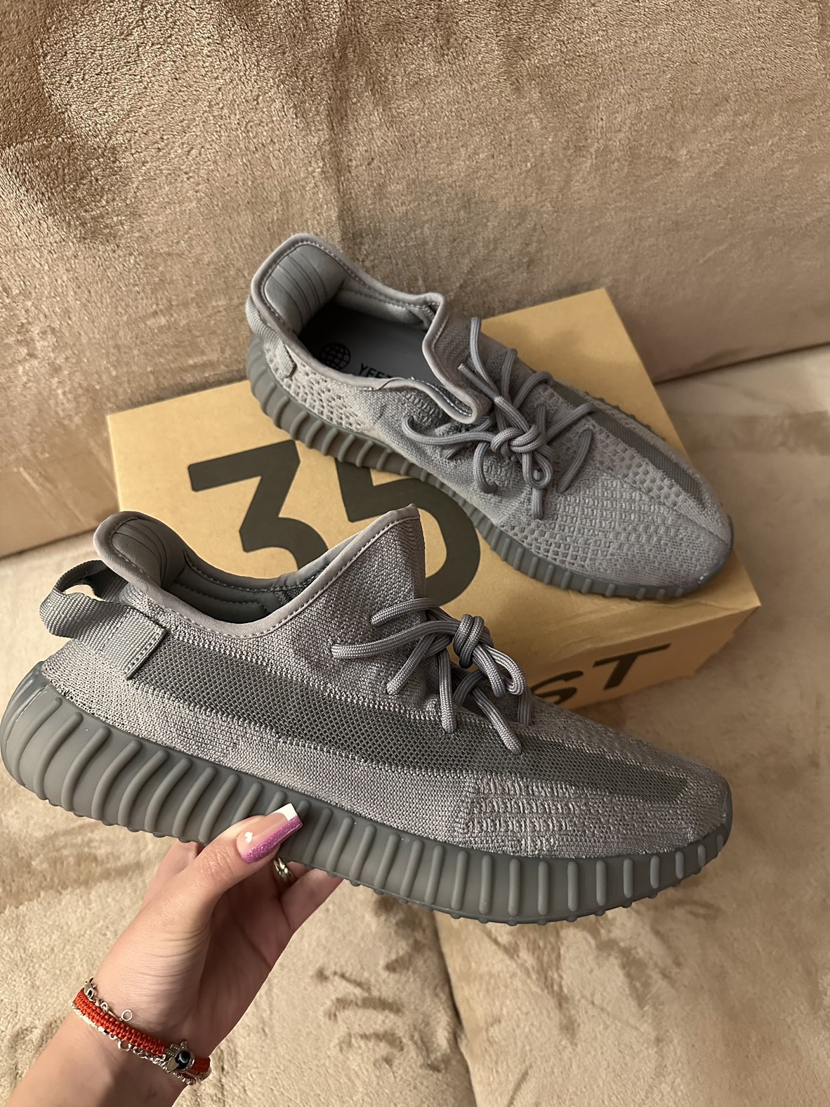 Yeezy Boost Men’s Grey
