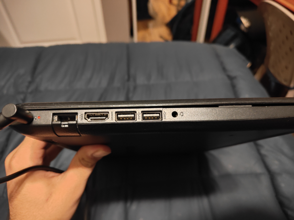 HP Laptop 15da0411TU Black Good condition - photo 4