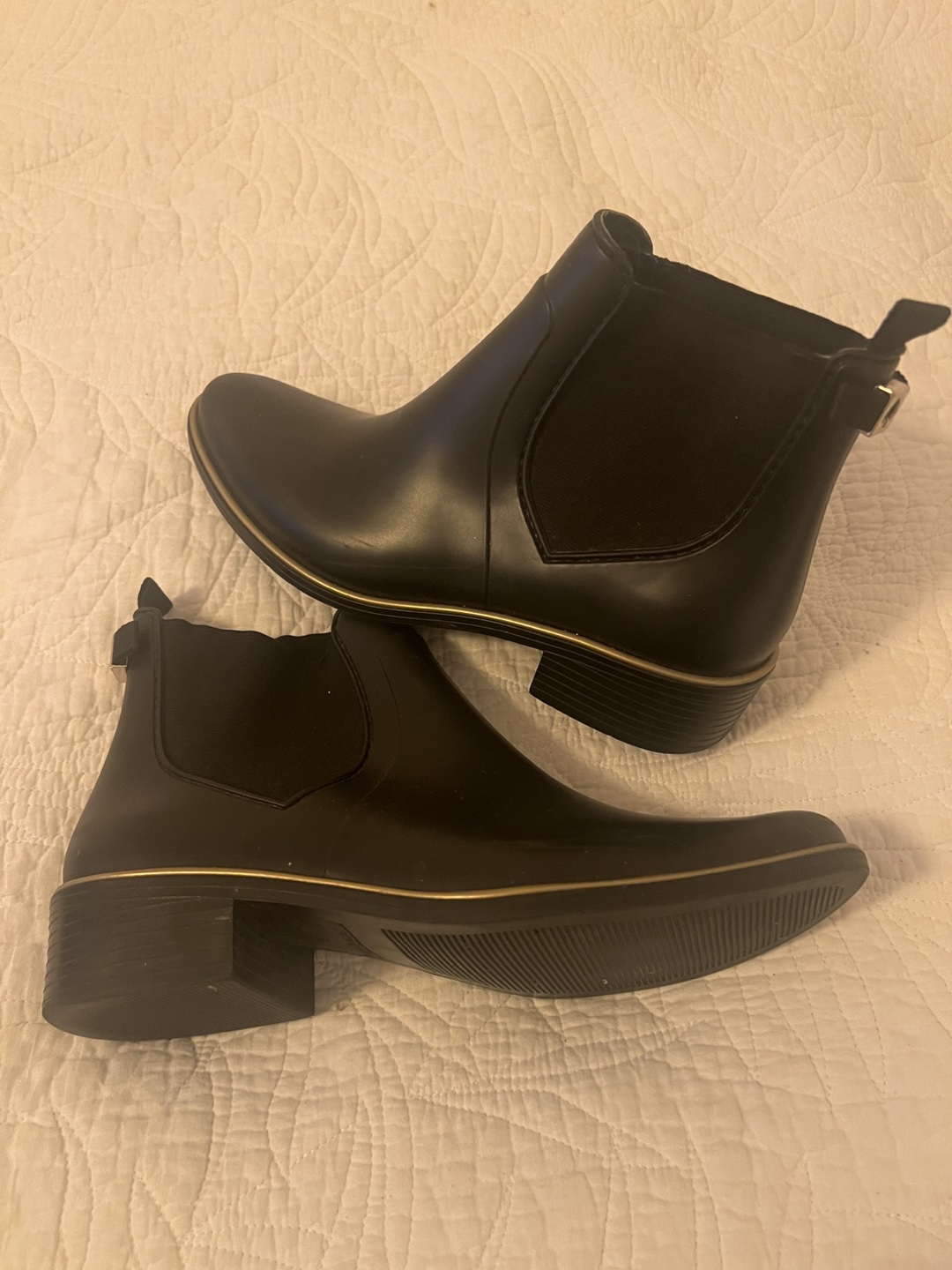 Kate spade rain boots - size 9