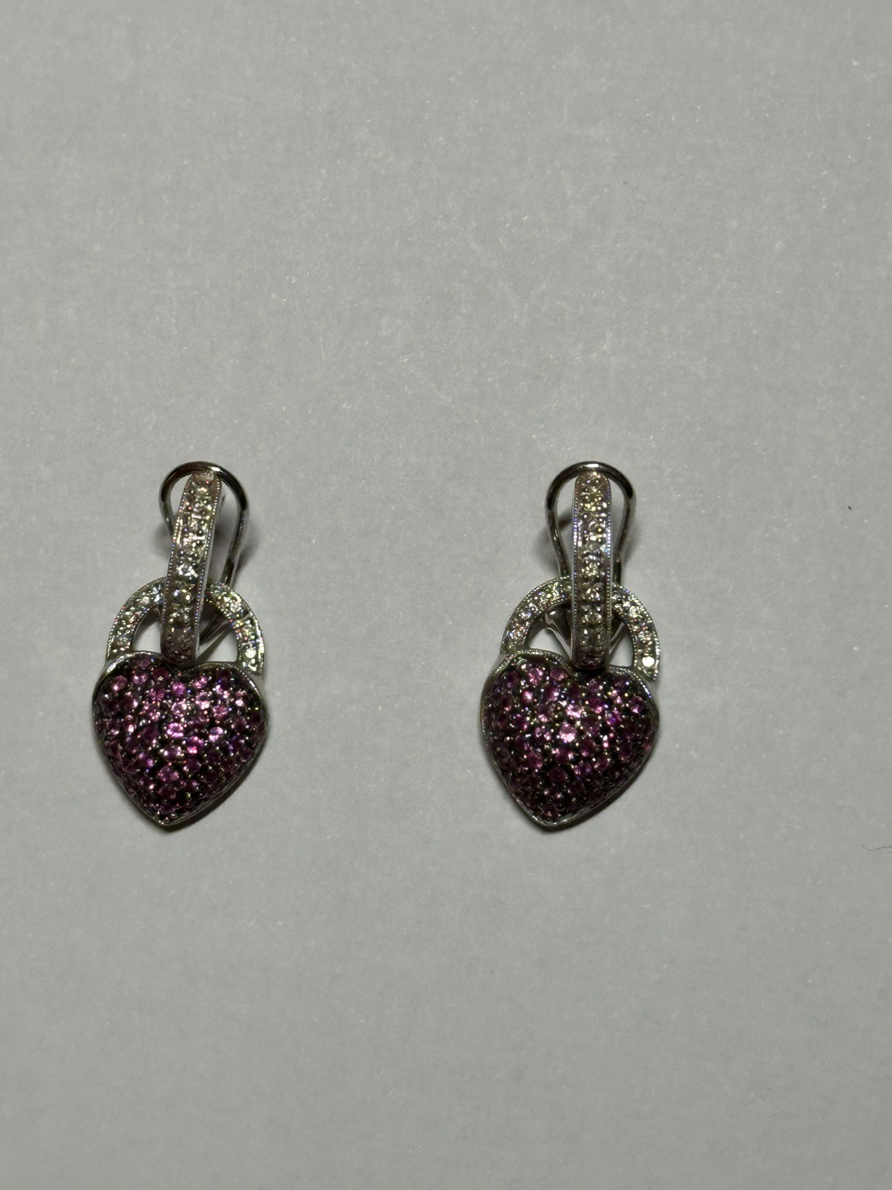 Heart Drop Earrings in Gold image indicator(2)