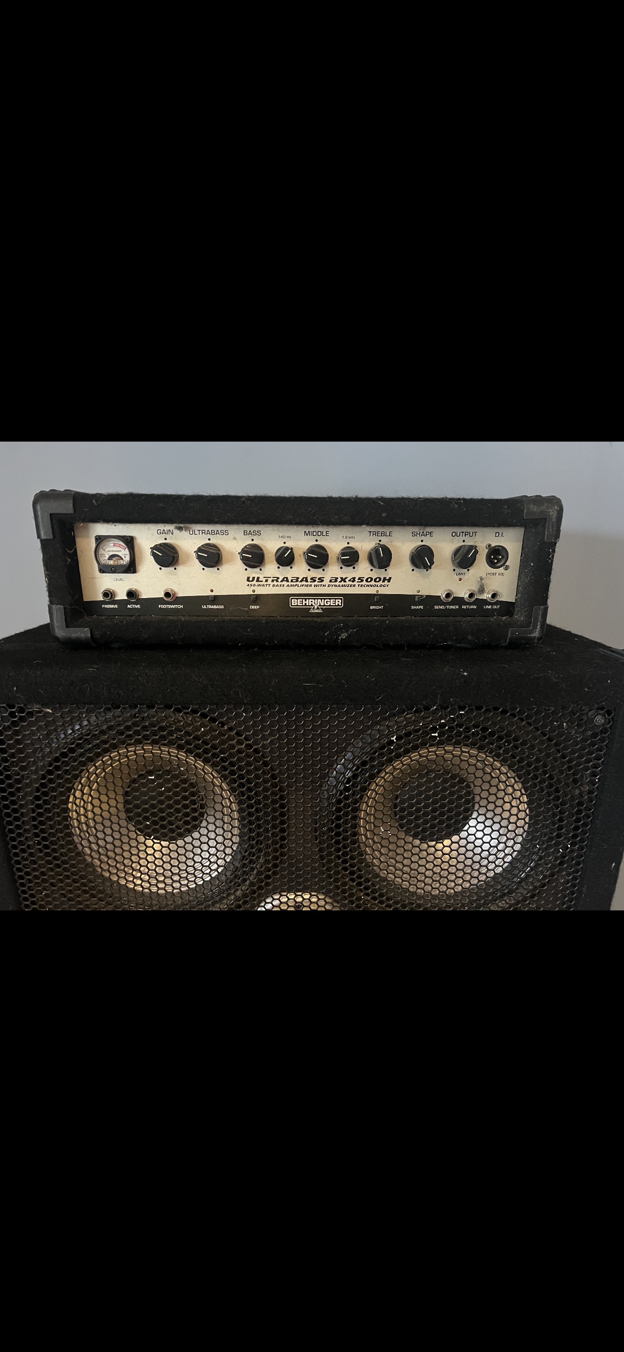 Behringer Ultrabass Bass Cabinet & Head