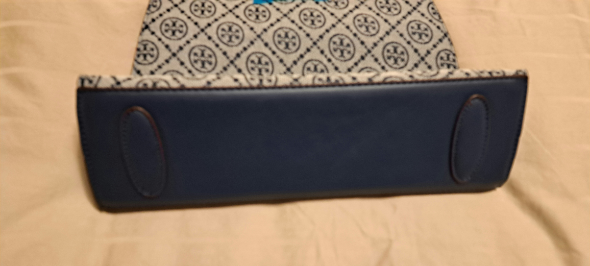 Tory Burch Dupe Purse NEW image indicator(5)