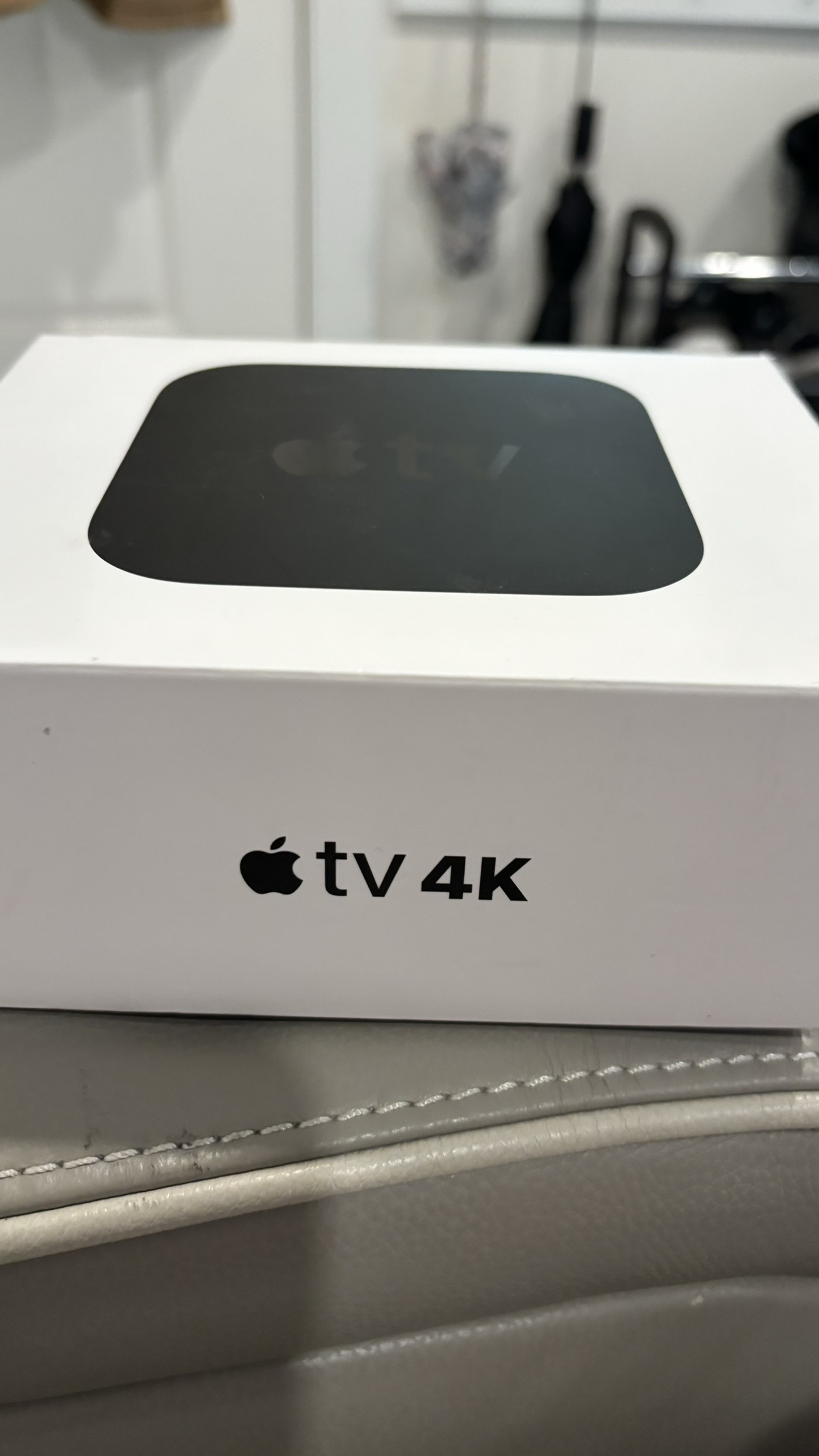 40” SAMSUNG TV with 4K Apple TV - photo 2