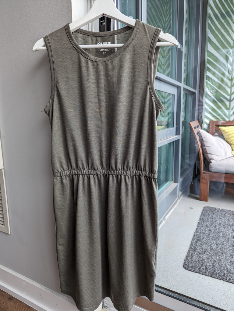 🥕 Green Dress thumbnail