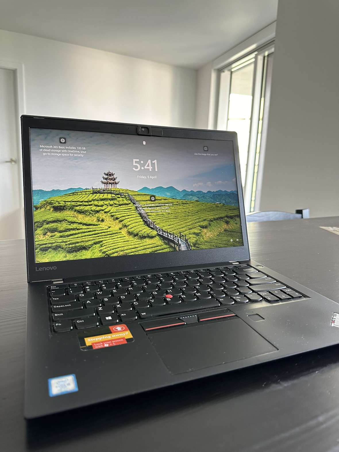 Lenovo ThinkPad T470s 14” Windows 11 Pro image indicator(5)