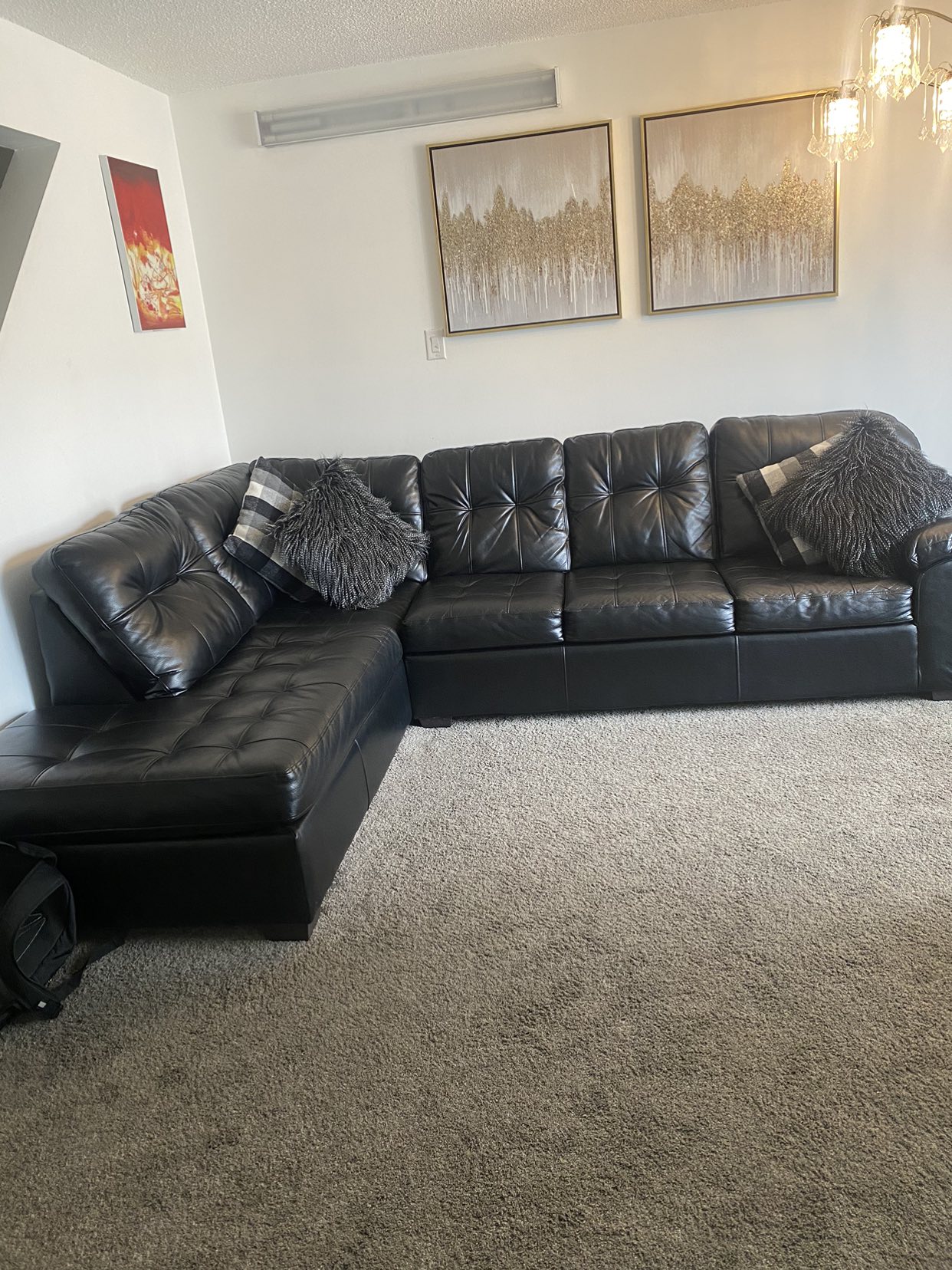 Black Leather Modern Sectional Sofa. - photo 2