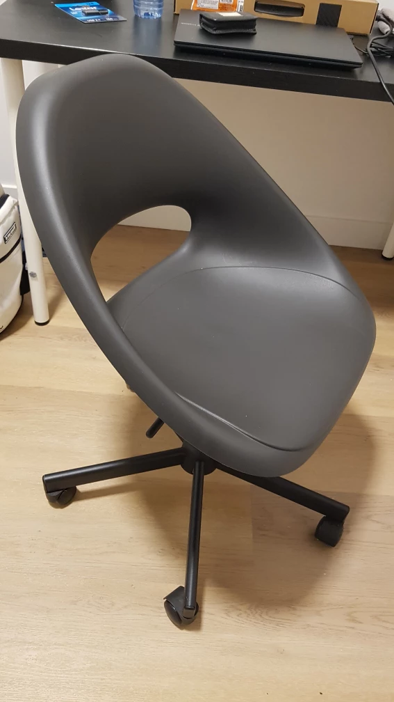 chair and table - photo 2