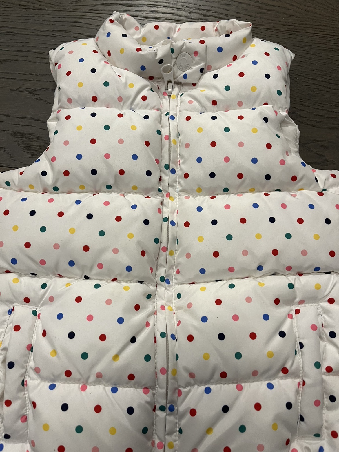 Gap creme girls spring vest sz 5 NWT ret $115 image indicator(2)