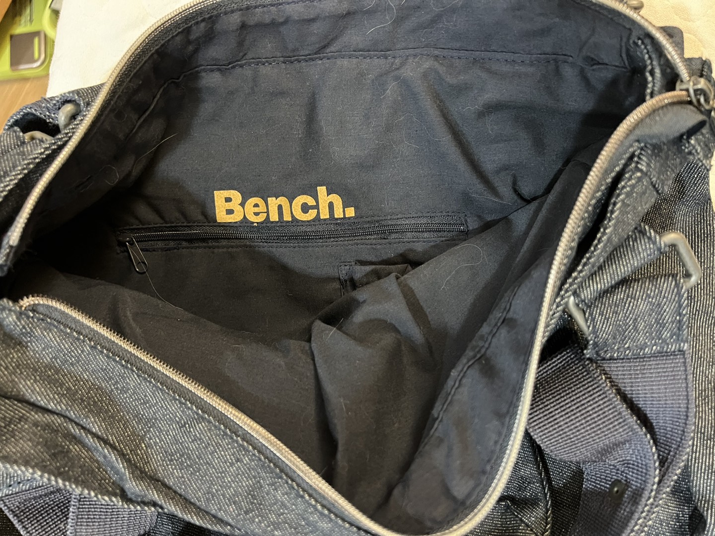 New Bench bag with zipper image indicator(5)