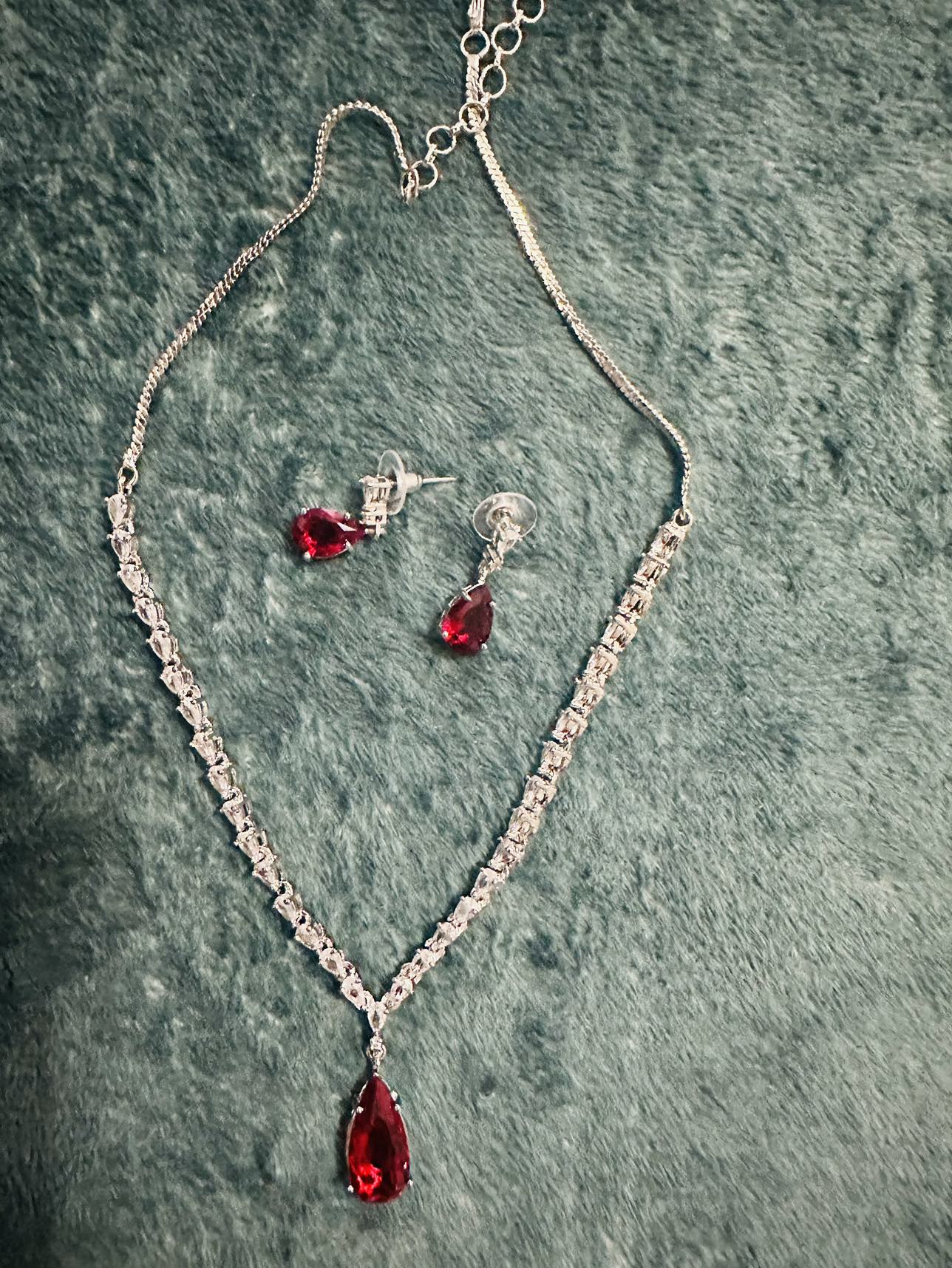 Necklace with earrings