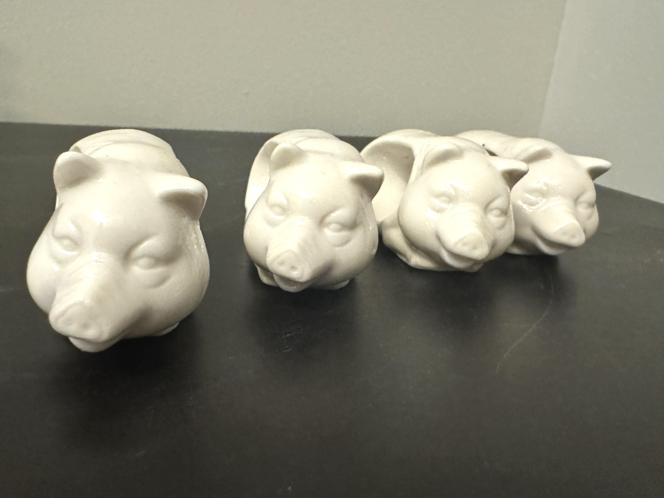 Set of 4 Vibtage napkin rings farmhouse/ barn style form Japan image indicator(2)