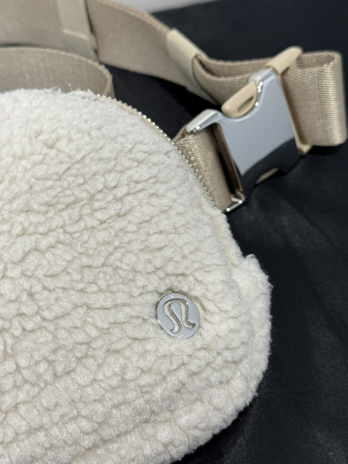 Lululemon Everywhere Belt Bag - Fleece - photo 3