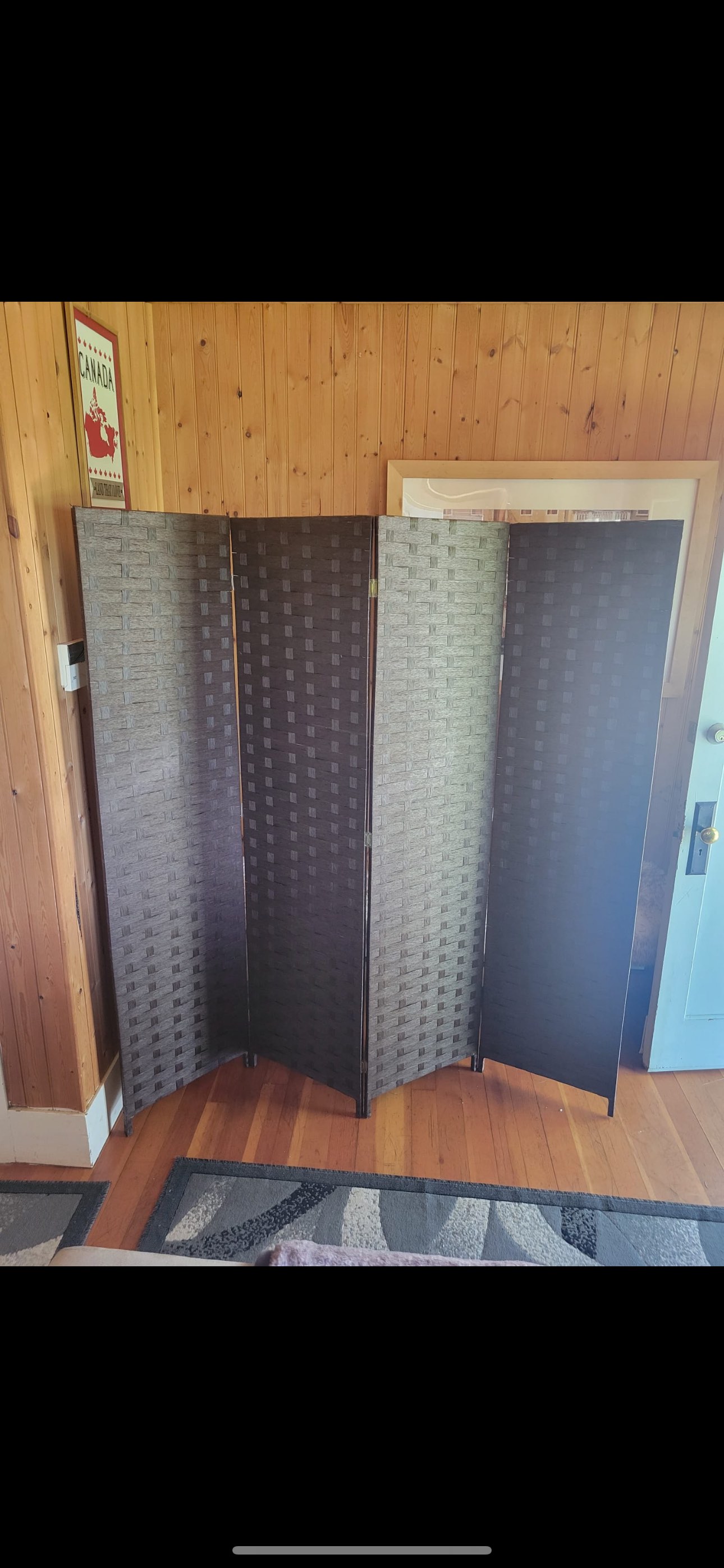 Room divider