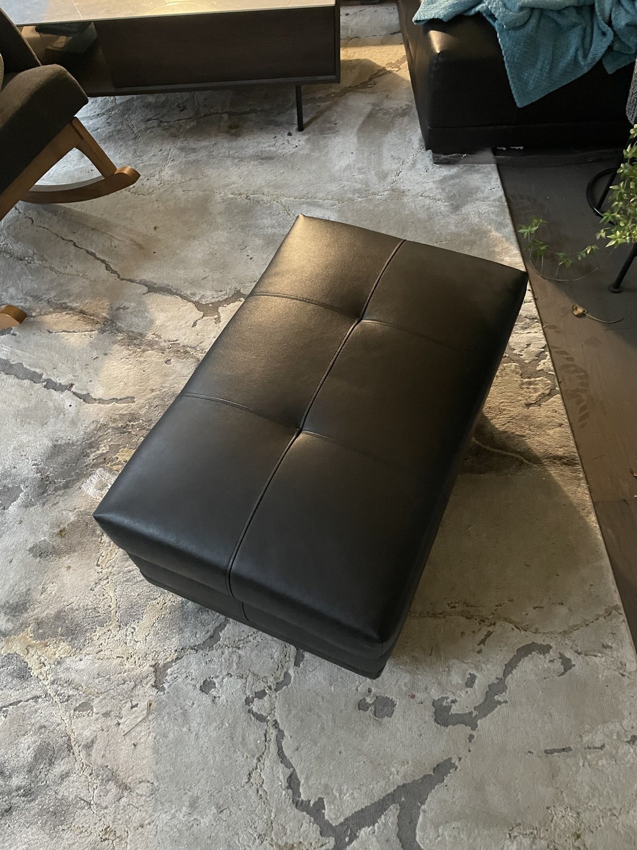 Sectional Leather Couch - photo 4