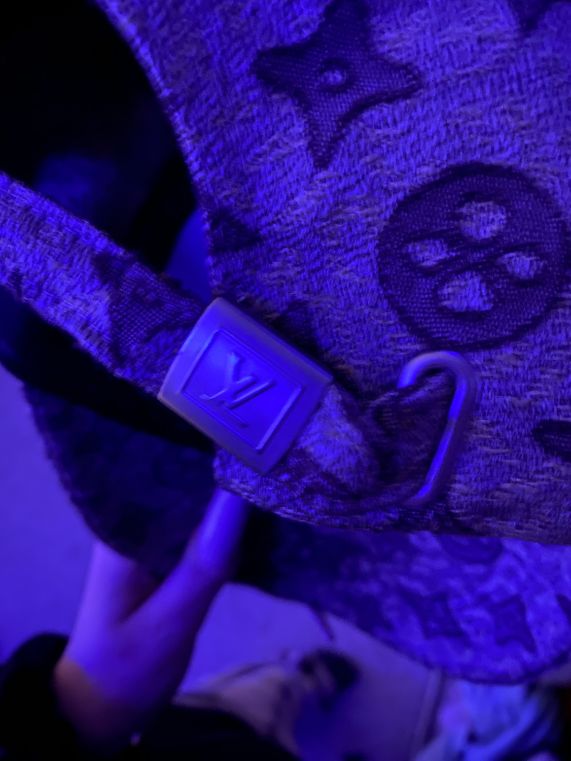 Louis Vuitton hat image indicator(4)