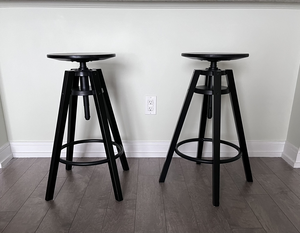 Bar stool