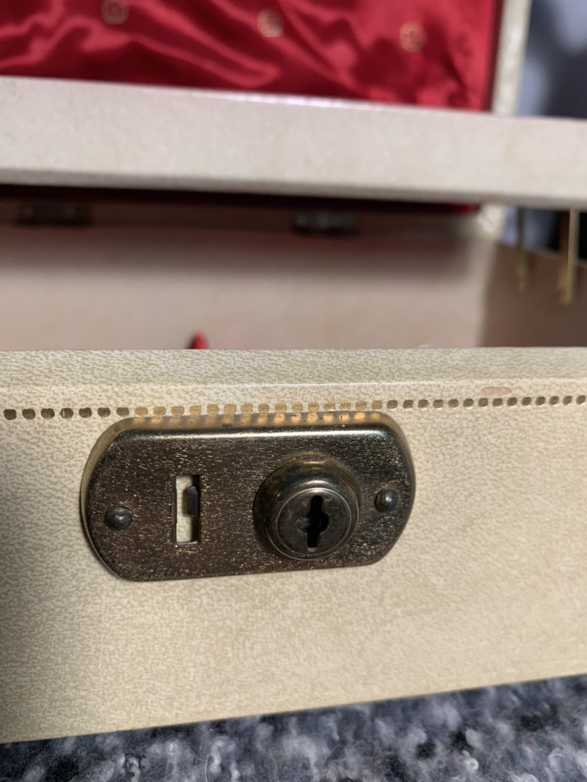 Vintage Jewelry Box - photo 4