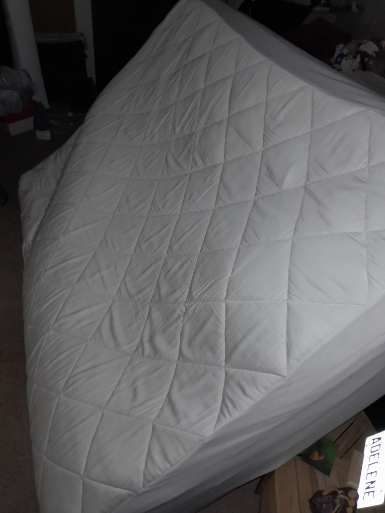 queen bed - photo 3