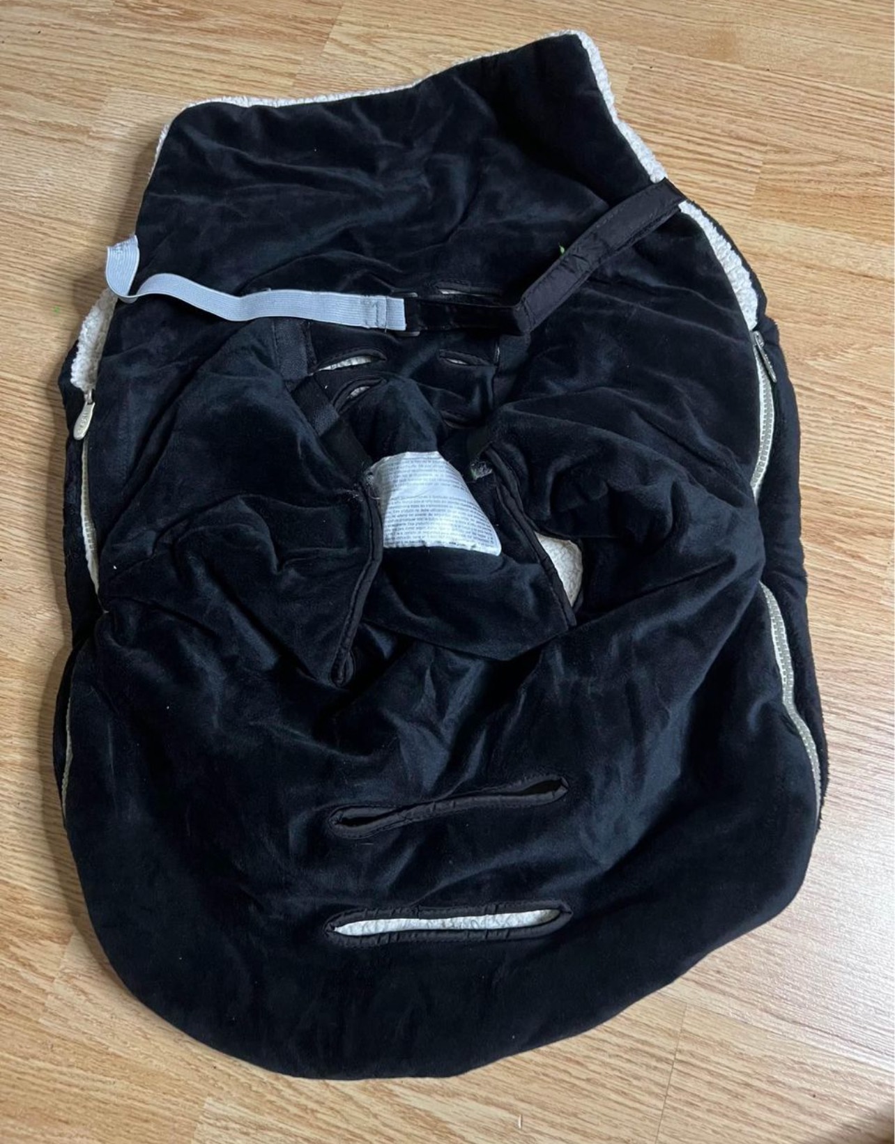 JJ Cole Cuddle Bag Infant Car Seat Cover image indicator(5)