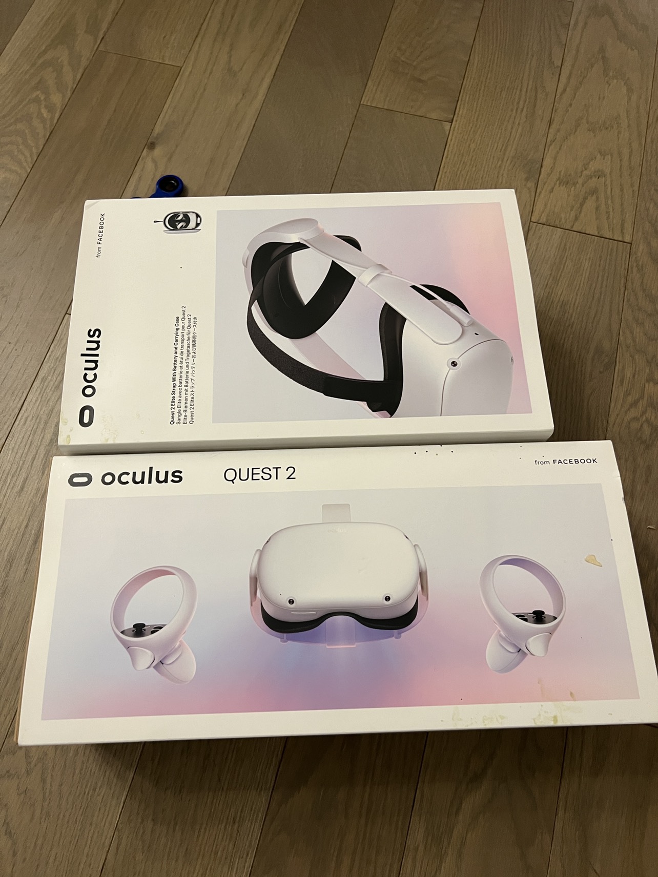 Meta Quest 2 64GB + Elite Strap w/ Battery - photo 2