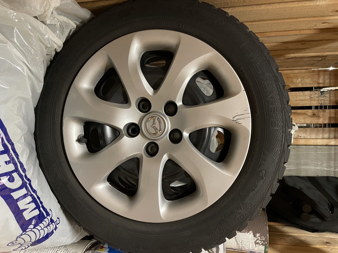 Mazda 3 Car Tires & Rims/Mud & snow Excellent Condition