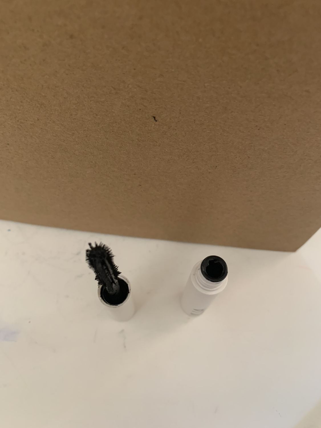 ILIA mascara image indicator(2)